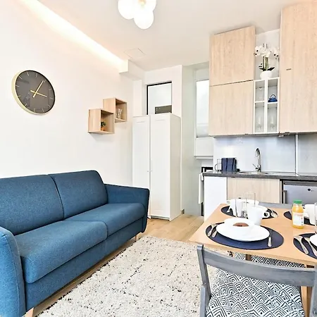 Apartment Duplex Agreable Et Comfortable Dans Le 9eme *
