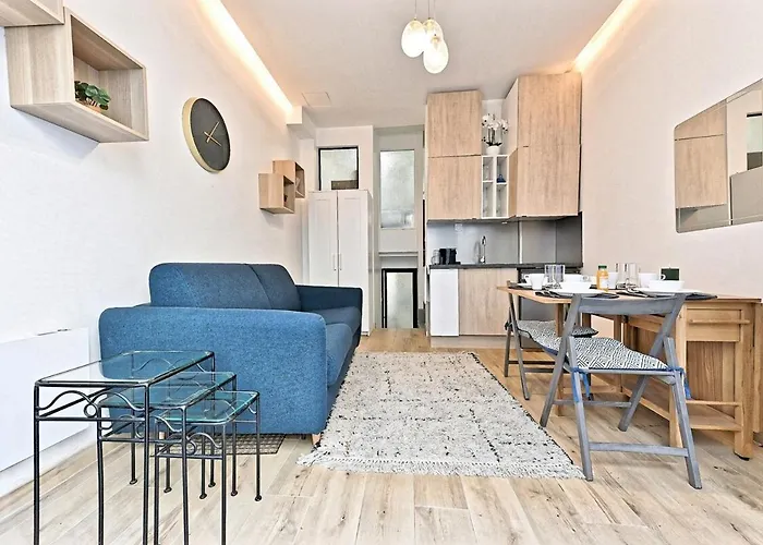 Duplex Agreable Et Comfortable Dans Le 9eme